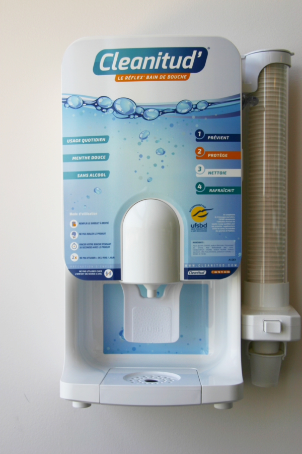 distributeur de bain de bouche cleanitud