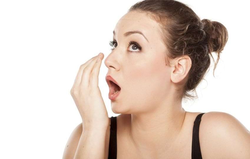 Comment garder une haleine fraîche toute la journée ?