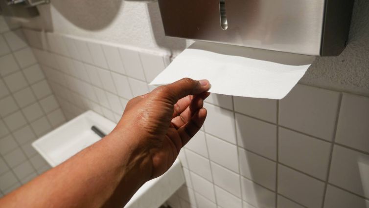 Erreurs fréquentes lors de l’installation d’un distributeur hygiénique et comment les éviter